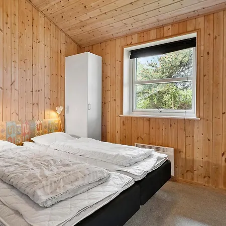 Holiday home Amazing In With Sauna